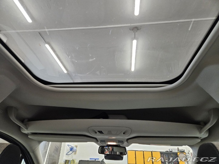 Ford Tourneo Connect 1,5 Long DPH 1800