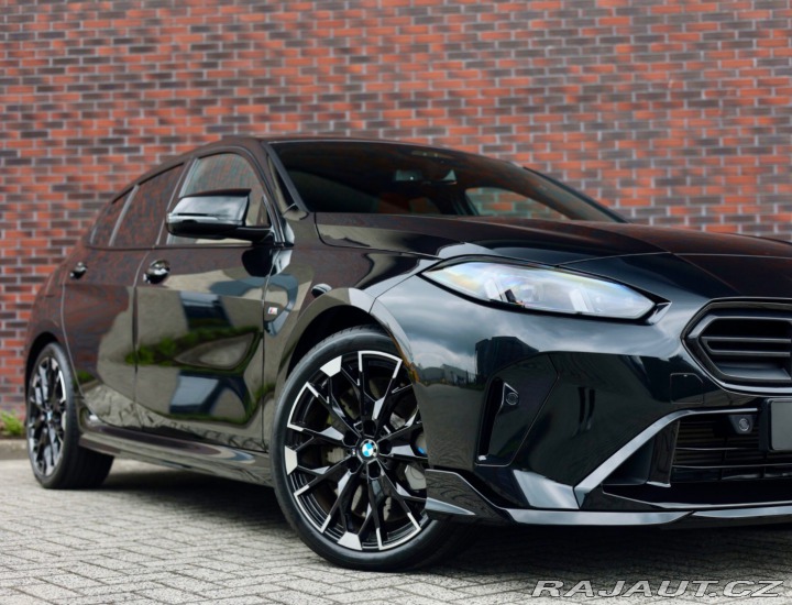 BMW 1 M135i xDrive A/T 2024