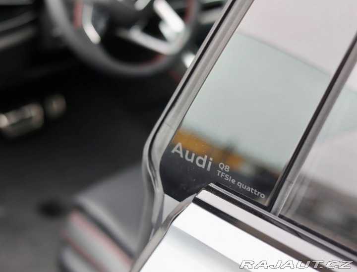 Audi Q8 60 TFSIe Quattro | Panor 2025
