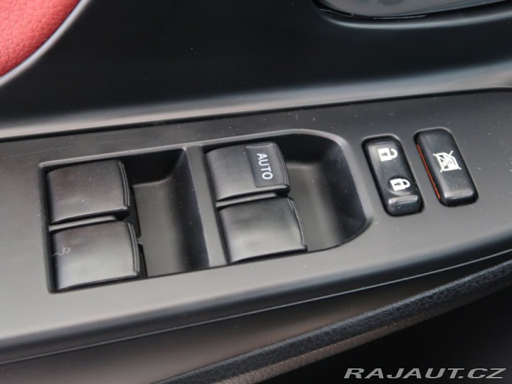 Toyota Yaris 1.5VVT-i,CZ,Selection,Sma 2017