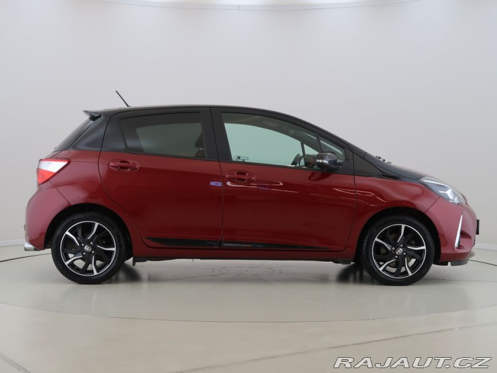 Toyota Yaris 1.5VVT-i,CZ,Selection,Sma 2017