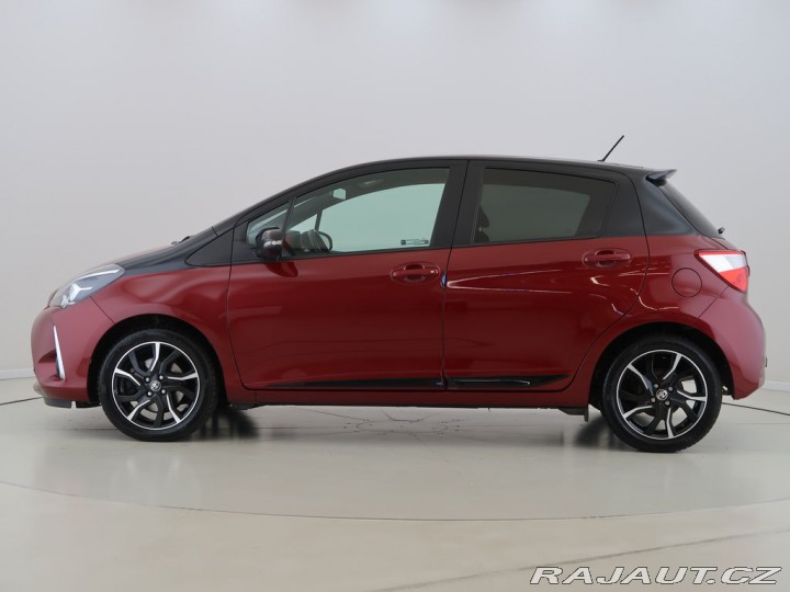 Toyota Yaris 1.5VVT-i,CZ,Selection,Sma 2017