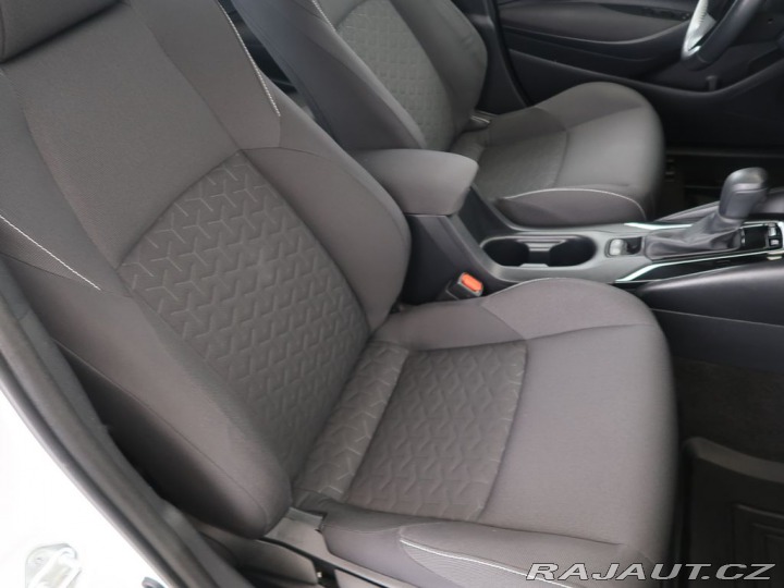 Toyota Corolla 1.8Hybrid,CZ,ActiveBusine 2022