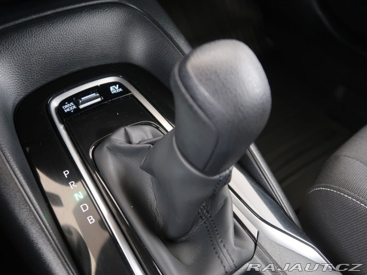 Toyota Corolla 1.8Hybrid,CZ,ActiveBusine 2022