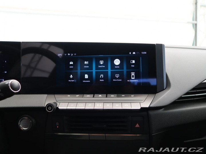 Opel Astra 1.2HYBRID,100kW,GS,ST,eDC 2025