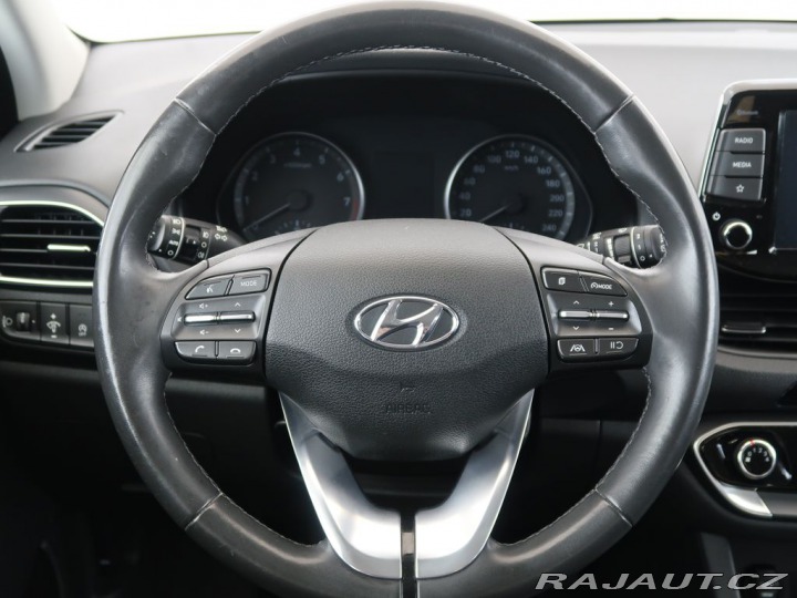 Hyundai i30 1.5MPI,80KW,1Maj,CZ,Manuá 2023