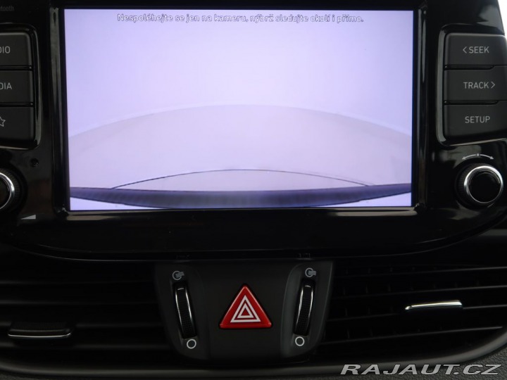 Hyundai i30 1.5MPI,80KW,1Maj,CZ,Manuá 2023