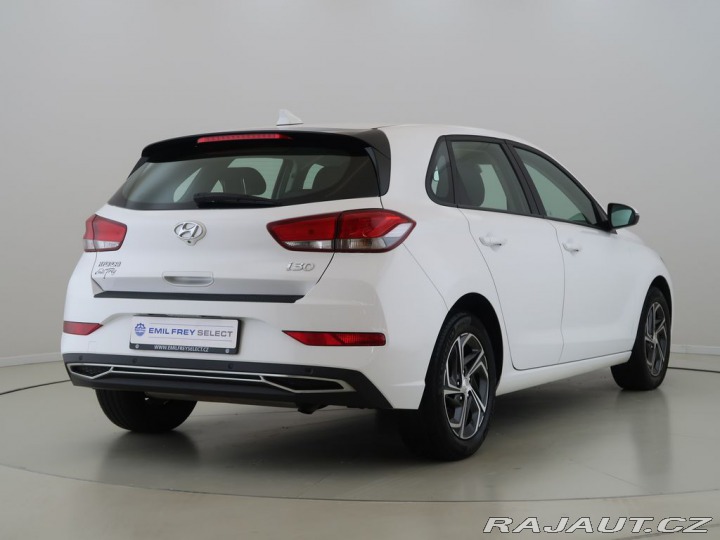 Hyundai i30 1.5MPI,80KW,1Maj,CZ,Manuá 2023