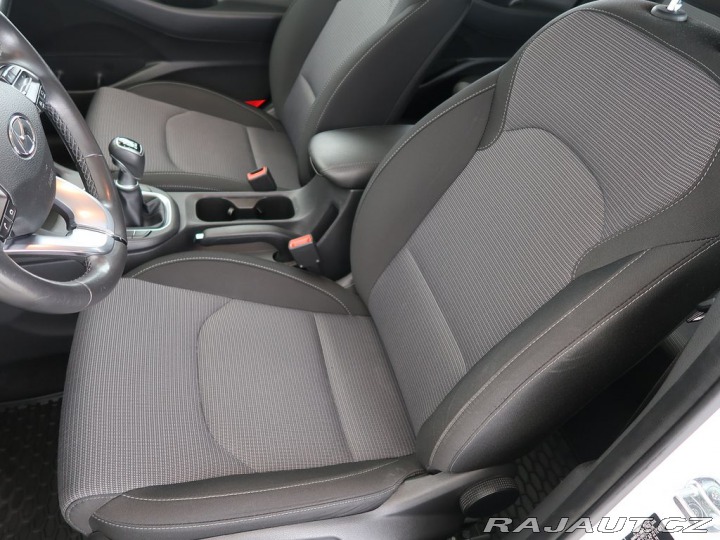Hyundai i30 1.5MPI,80KW,1Maj,CZ,Manuá 2023