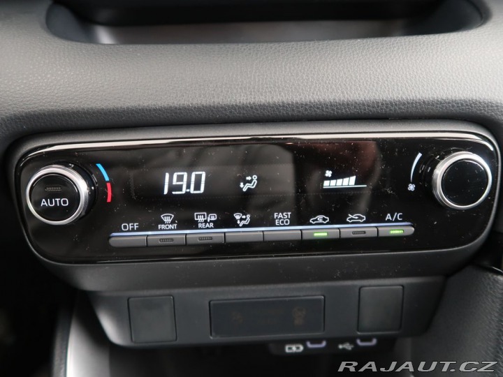 Toyota Yaris 1.5, HEV, Comfort 2026
