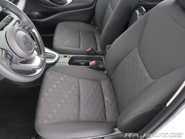 Toyota Yaris 1.5, HEV, Comfort 2026