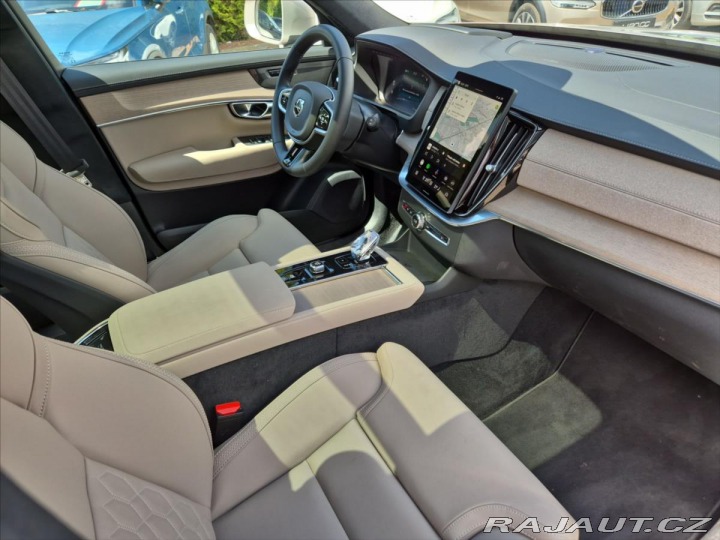 Volvo XC90 2,0 B5 AWD benzin Ultra B 2024