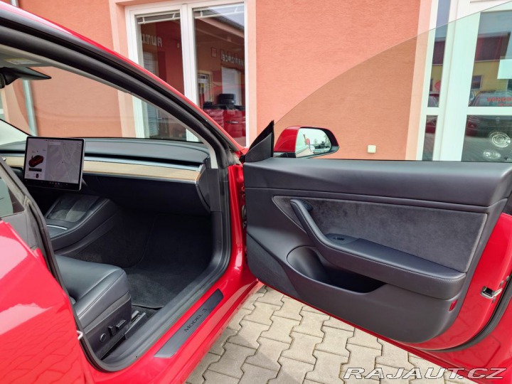 Tesla Model 3 Long Range Dual Motor  kW 2022