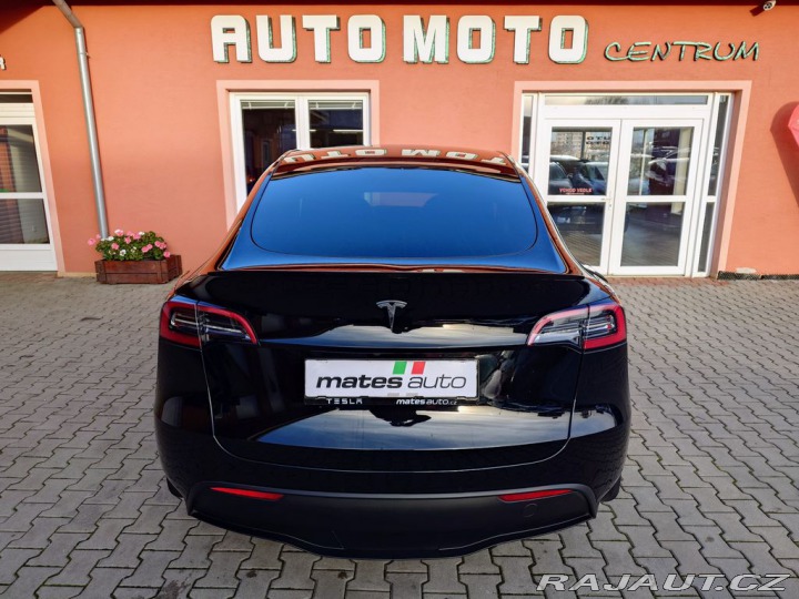 Tesla Model Y Long Range Dual Motor 378 2022
