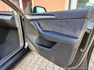 Tesla Model Y Long Range Dual Motor 378 2022