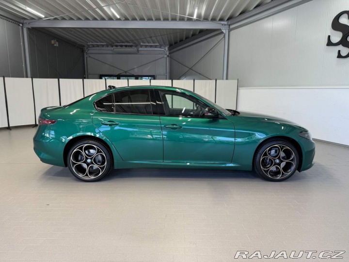 Alfa Romeo Giulia 2.0 Turbo 280k AT8 AWD  I 2025