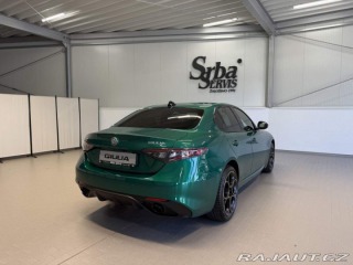 Alfa Romeo Giulia 2.0 Turbo 280k AT8 AWD I 2025