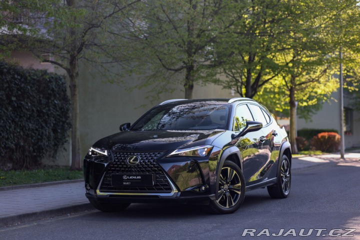 Lexus Ostatní modely UX 300h 300H 2.0 HEV BUSINESS TEC 2025