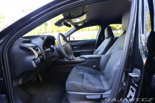 Lexus Ostatní modely UX 300h 300H 2.0 HEV BUSINESS TEC 2025