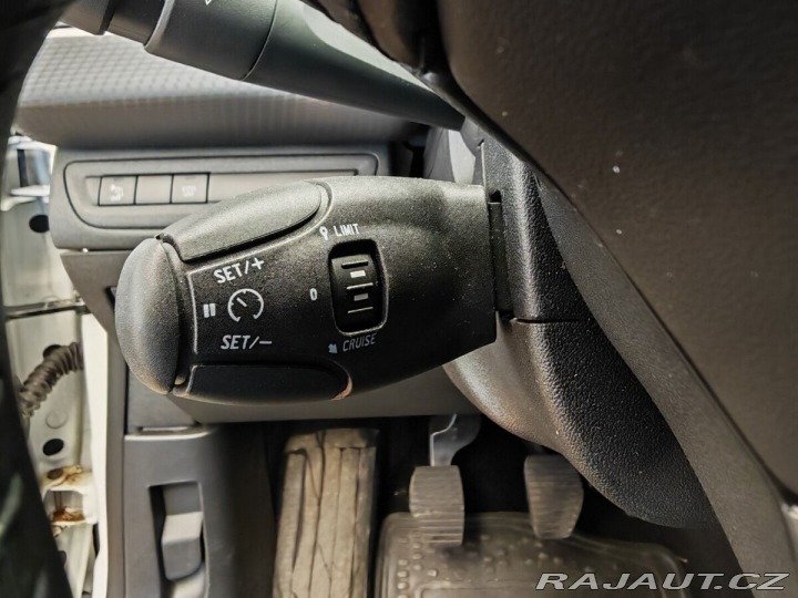Peugeot 2008 1.2 PureTech ACTIVE 2019