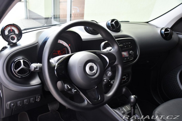 Smart Forfour EQ ESSENTIAL 5d 2022