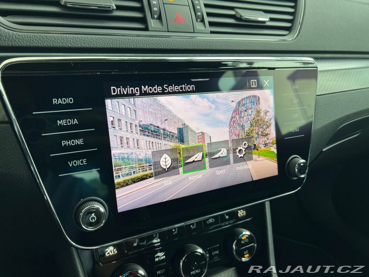 Škoda Superb Sportline 2,0TSI 140kW 2022