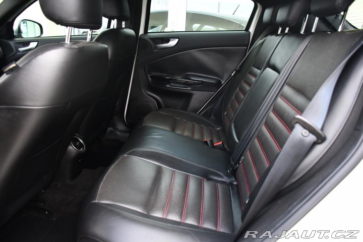 Alfa Romeo Giulietta 1.4TURBO 16V BOSÉ 2xALU 2012