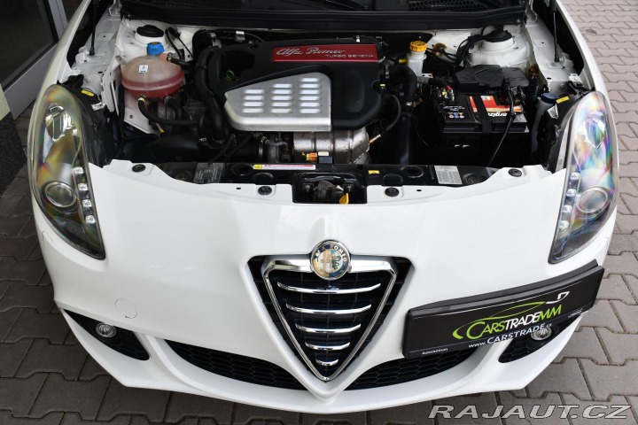 Alfa Romeo Giulietta 1.4TURBO 16V BOSÉ 2xALU 2012