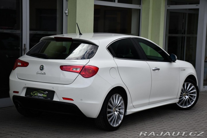 Alfa Romeo Giulietta 1.4TURBO 16V BOSÉ 2xALU 2012