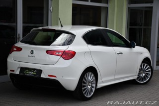 Alfa Romeo Giulietta 1.4TURBO 16V BOSÉ 2xALU 2012