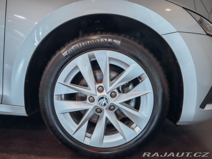 Škoda Octavia 2.0 TDI 110kW DSG Style C 2023