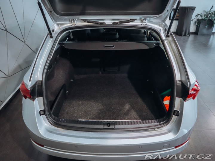 Škoda Octavia 2.0 TDI 110kW DSG Style C 2023