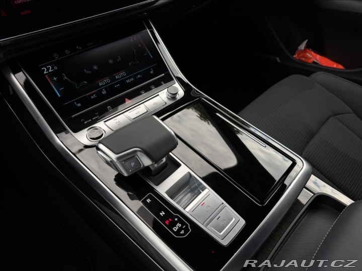 Audi Q8 50 tdi S-line Nez. top. 2025
