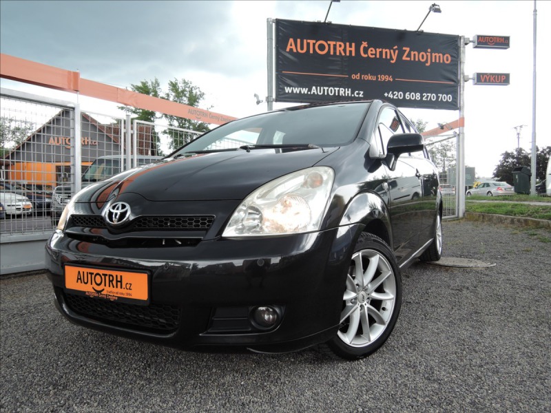 Toyota Corolla Verso 2,2 D-4D Tažné Senzory
