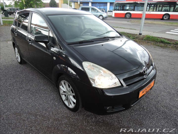 Toyota Corolla Verso 2,2 D-4D Tažné Senzory 2006