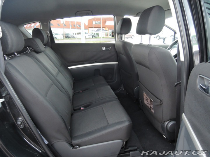 Toyota Corolla Verso 2,2 D-4D Tažné Senzory 2006