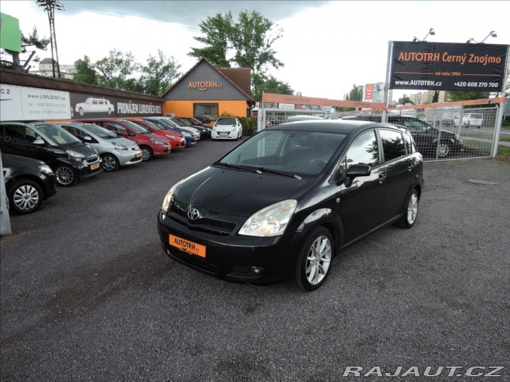 Toyota Corolla Verso 2,2 D-4D Tažné Senzory 2006