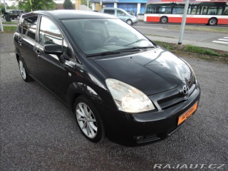 Toyota Corolla Verso 2,2 D-4D Tažné Senzory 2006