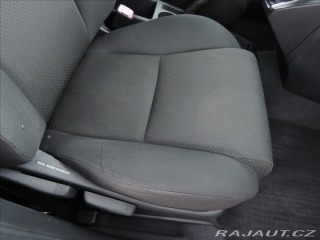 Toyota Corolla Verso 2,2 D-4D Tažné Senzory 2006