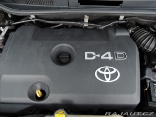 Toyota Corolla Verso 2,2 D-4D Tažné Senzory 2006