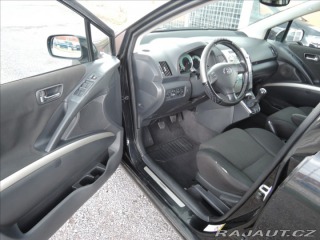 Toyota Corolla Verso 2,2 D-4D Tažné Senzory 2006