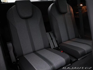 Peugeot 5008 1,5 HDi 130k Aut CZ 7-Mís 2023
