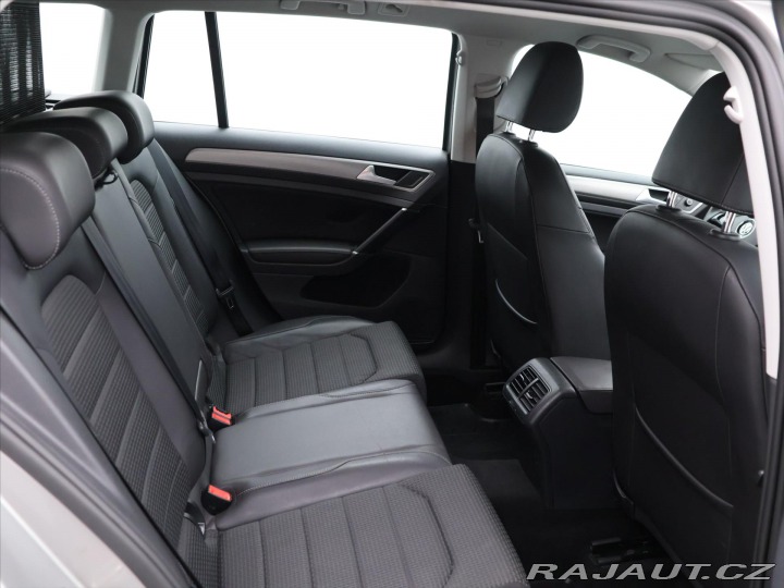 Volkswagen Golf 2.0 TDI 110kW Comfortline 2015