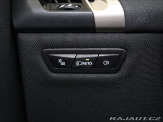 BMW iX 0,1 xDrive50 H/K 1.maj.ČR 2023