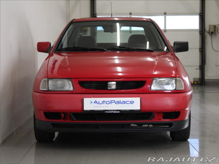 Seat Cordoba 1,9 SDi 47kW 1.maj.ČR Nov 1997