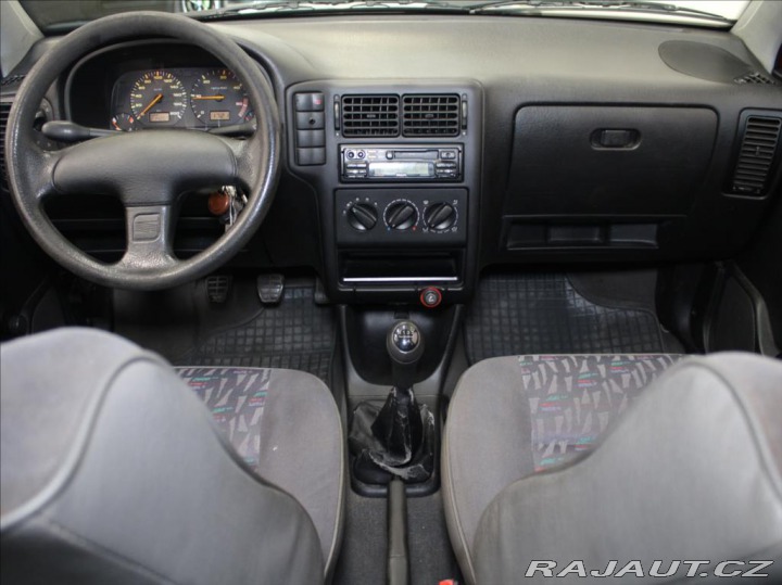 Seat Cordoba 1,9 SDi 47kW 1.maj.ČR Nov 1997