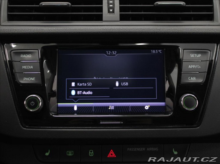 Škoda Fabia 1,0 TSi 70kW Tour Black 1 2022
