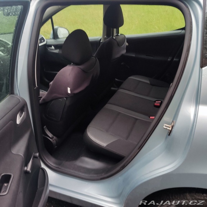 Peugeot 207 1,4 2012