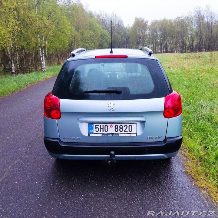 Peugeot 207 1,4 2012