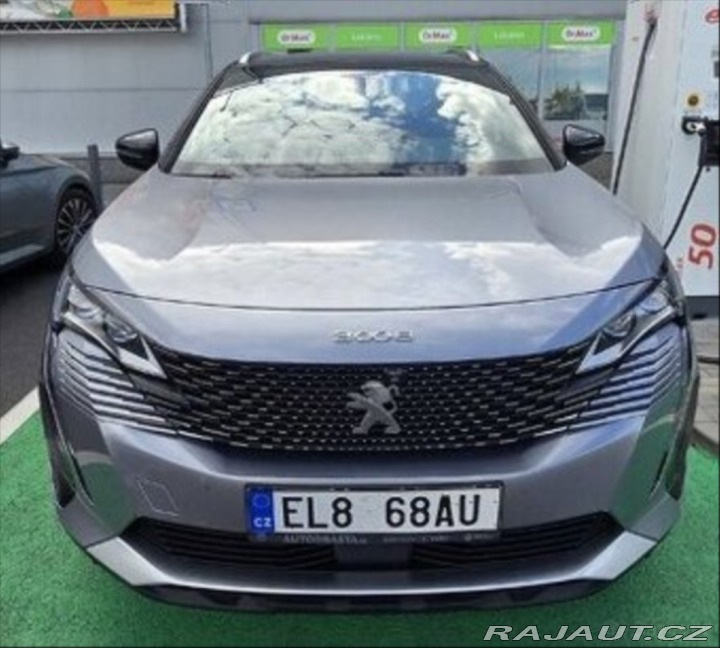 Peugeot 3008 1,6   pro hybrid 4 2022